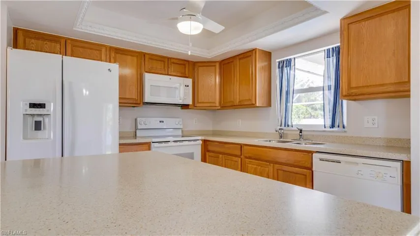 921 SE 35th  ST, Cape Coral, FL 33904