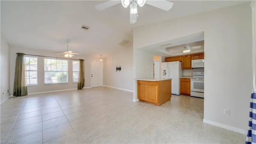 921 SE 35th  ST, Cape Coral, FL 33904
