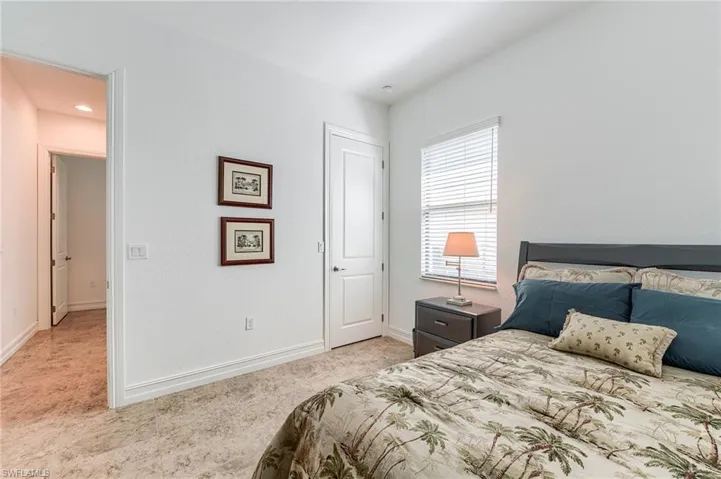 9209  Woodhurst  DR, Naples, FL 34120