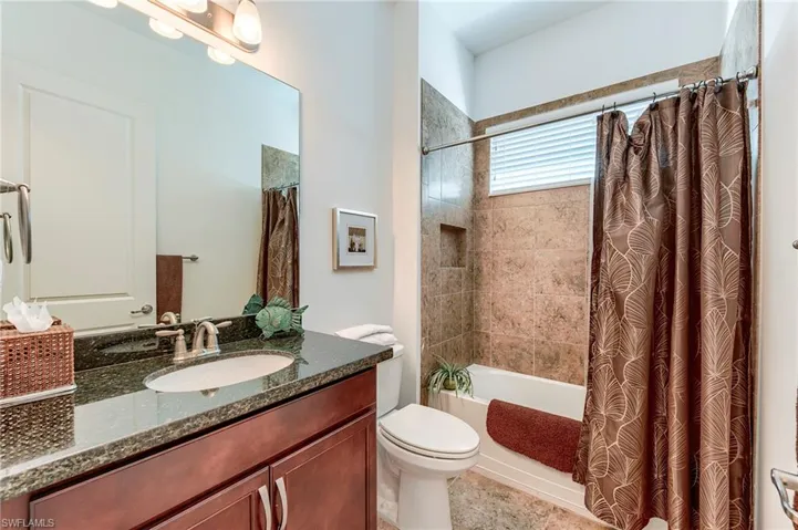 9209  Woodhurst  DR, Naples, FL 34120