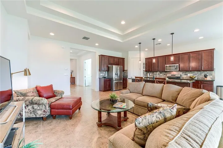 9209  Woodhurst  DR, Naples, FL 34120