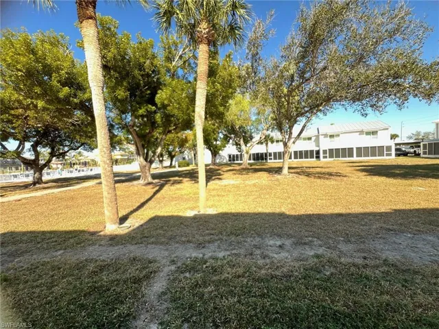 View of home's community