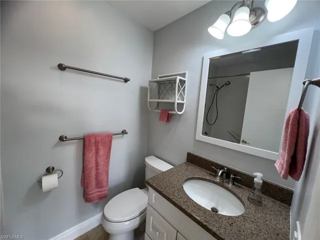 Ensuite Bathroom of bedroom 1