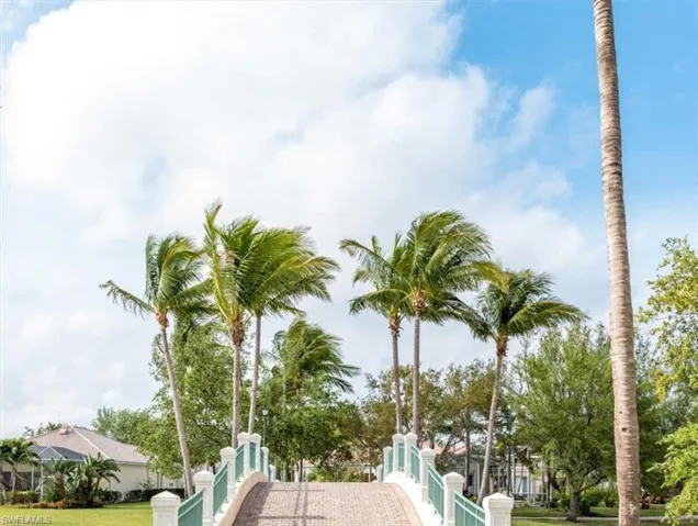 3368  Cayman  LN, Naples, FL 34119