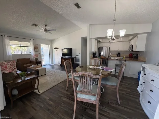 5755 Foxlake Dr H, North Fort Myers, Florida 33917