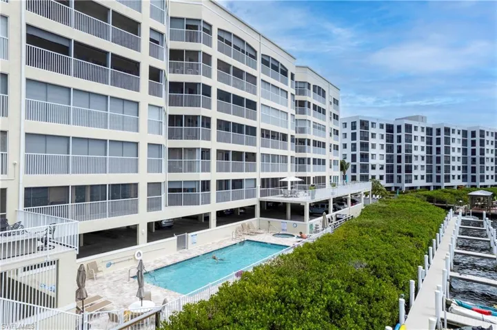 Bayside pool and spa
