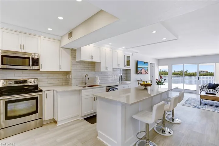 SIMPLY STUNNING...REMODEL & VIEWS