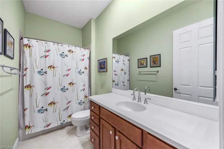 6446 Legacy Cir 104, Naples, Florida 34113