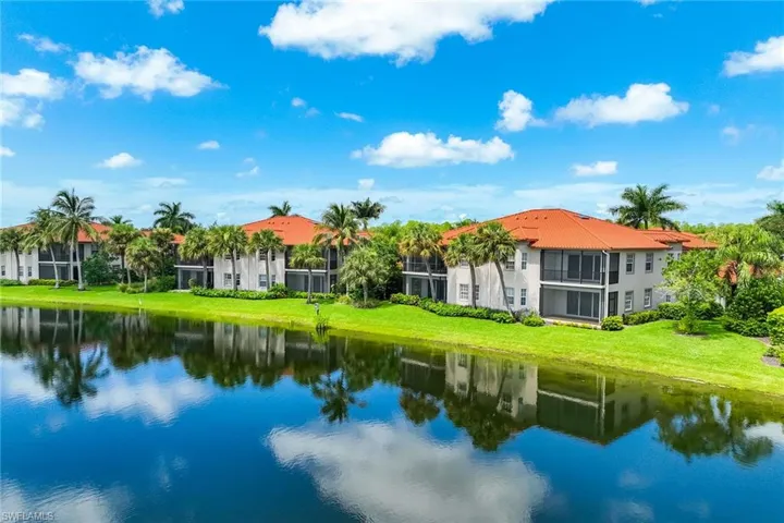 6446 Legacy Cir 104, Naples, Florida 34113