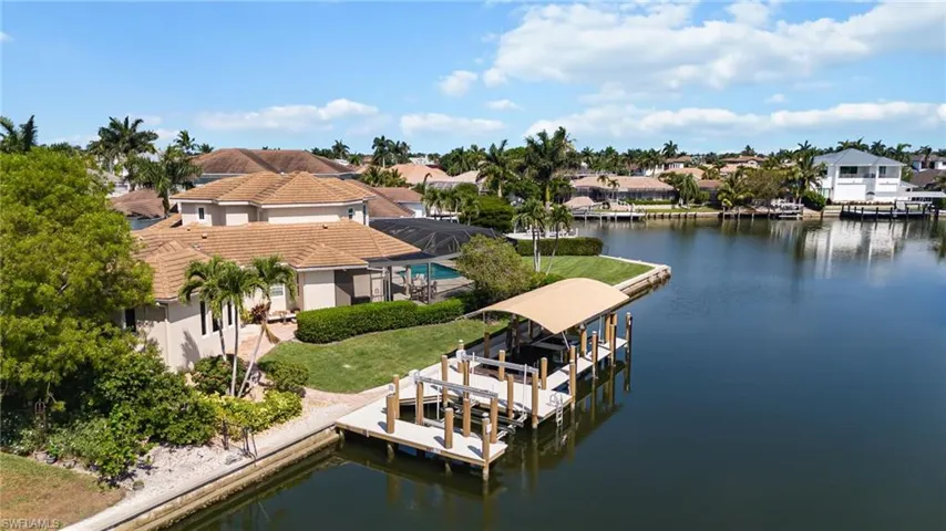 95  Anchor  CT, Marco Island, FL 34145