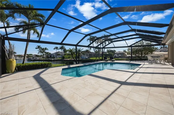 95  Anchor  CT, Marco Island, FL 34145