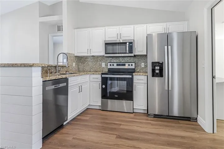 2921 2nd Ave Se, Naples, Florida 34117
