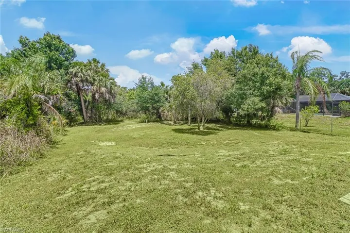 2921 2nd Ave Se, Naples, Florida 34117