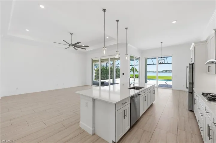 18789 Wildblue Blvd, Estero, Florida 33913