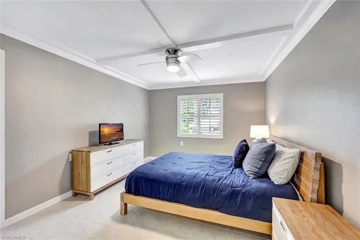 Primary en-suite