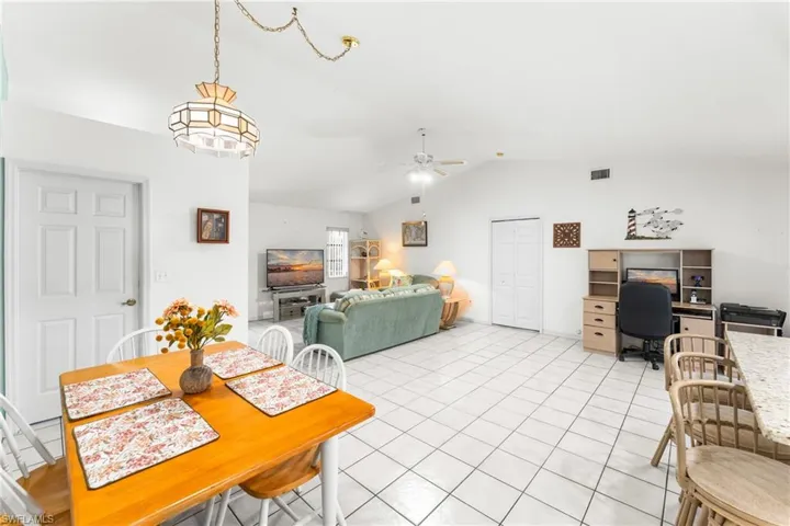 3931 Pelican Blvd, Cape Coral, Florida 33914