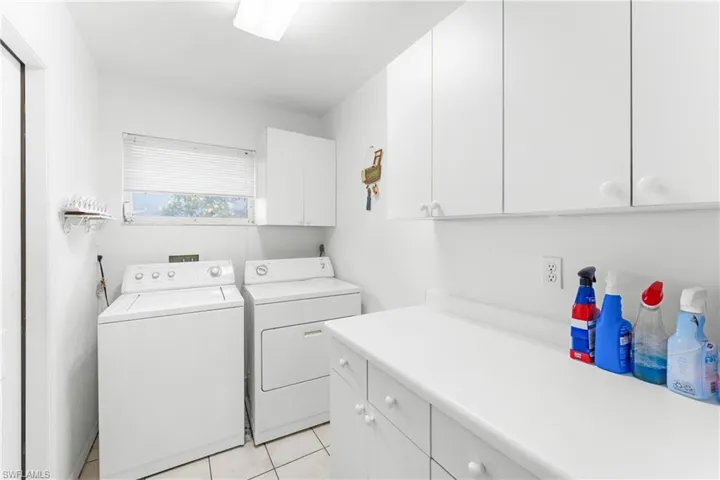 3931 Pelican Blvd, Cape Coral, Florida 33914