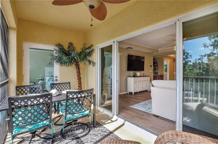 Balcony with ceiling fan