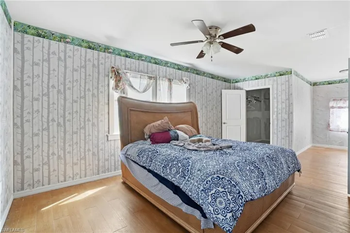 2405 Zoysia Ln, North Fort Myers, Florida 33917