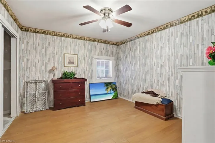 2405 Zoysia Ln, North Fort Myers, Florida 33917