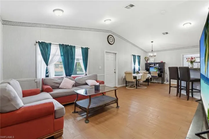 2405 Zoysia Ln, North Fort Myers, Florida 33917