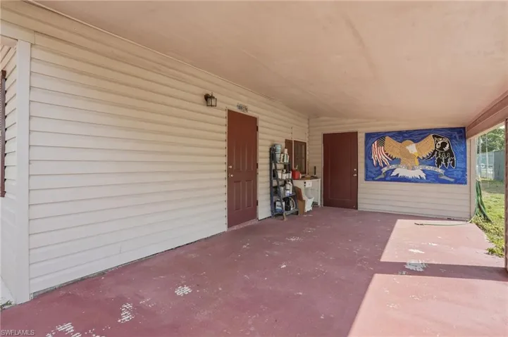 2405 Zoysia Ln, North Fort Myers, Florida 33917