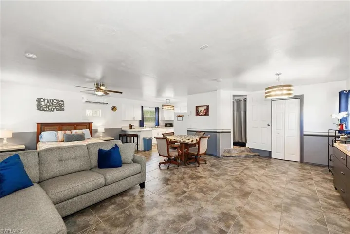 Living room with a ceiling fan