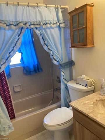 19 Parkwood Villas CT, LEHIGH ACRES FL 33936