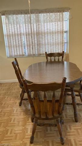 19 Parkwood Villas CT, LEHIGH ACRES FL 33936