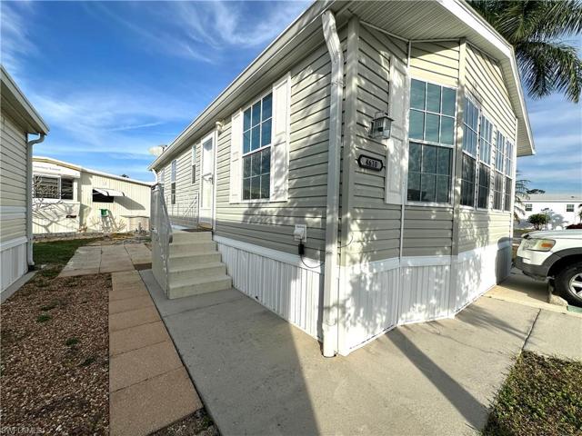 4610  Lincoln E LN, Estero, FL 33928