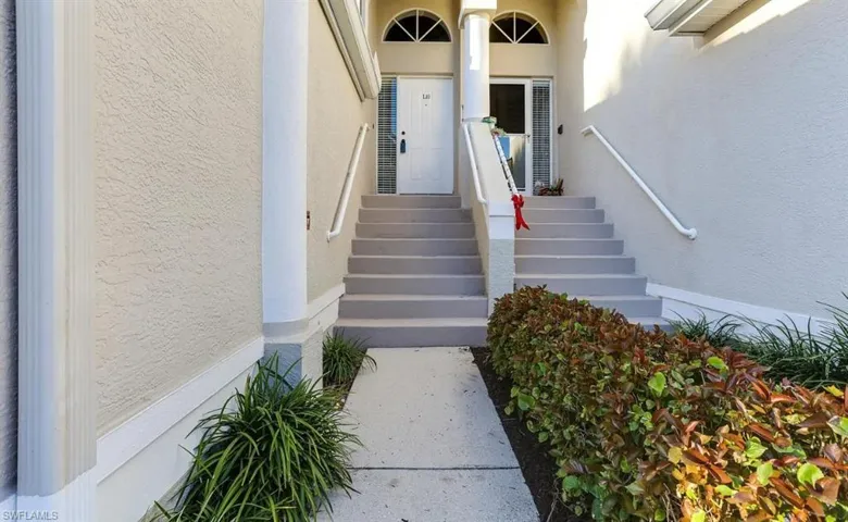 13093 Castle Harbour Dr L10, Naples, Florida 34110