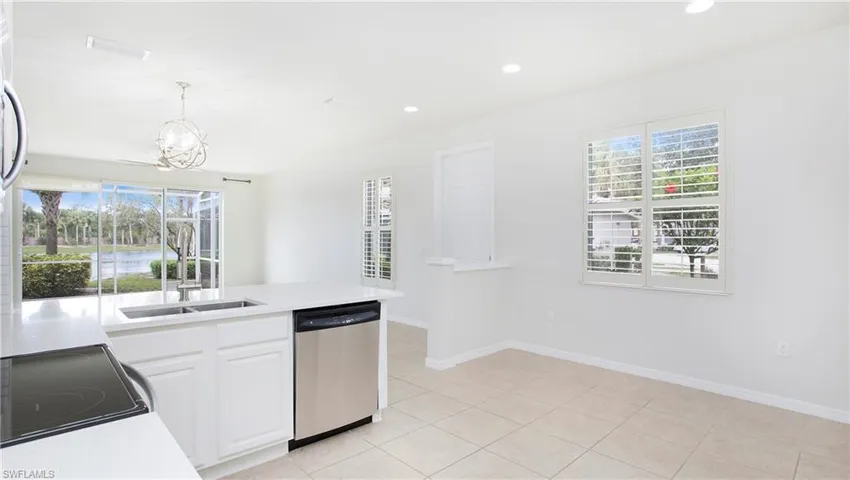16149  Ravina  WAY, Naples, FL 34110