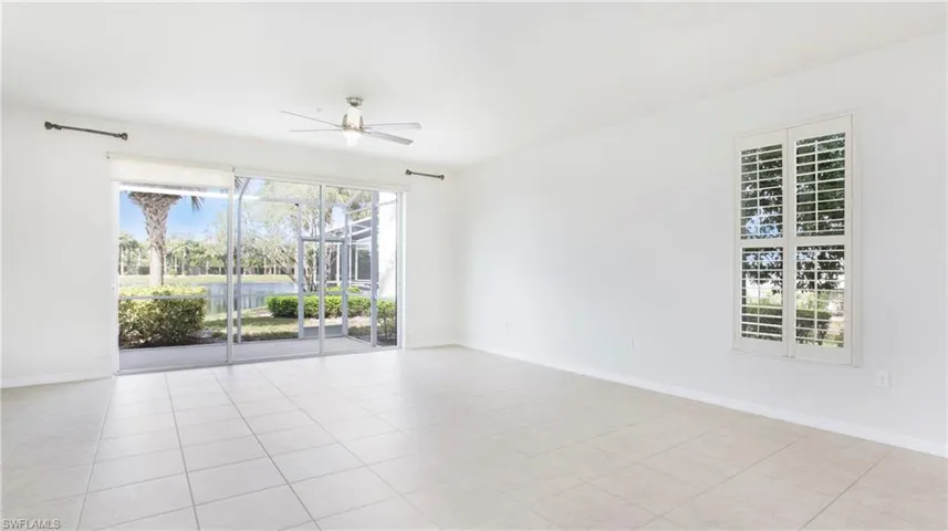 16149  Ravina  WAY, Naples, FL 34110