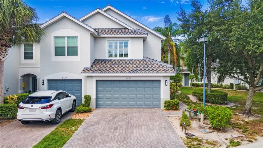 16149  Ravina  WAY, Naples, FL 34110