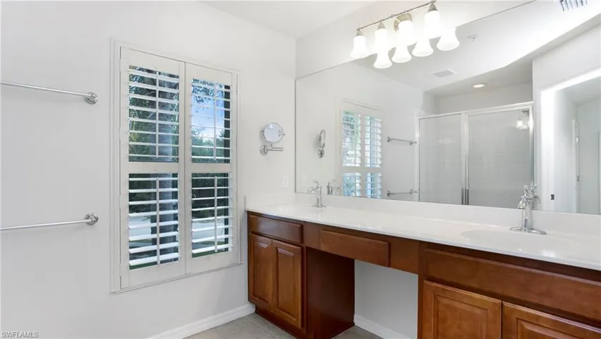Dual sinks