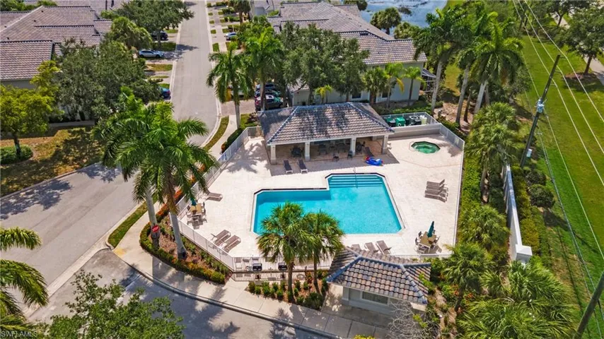 16149  Ravina  WAY, Naples, FL 34110
