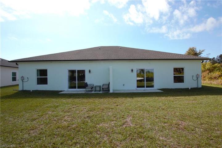 12512  Buffing  RD, PORT CHARLOTTE, FL 33981