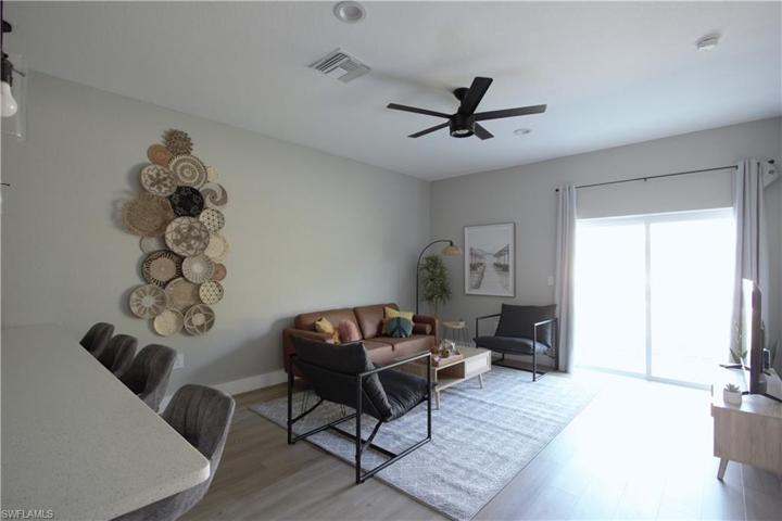 12512  Buffing  RD, PORT CHARLOTTE, FL 33981