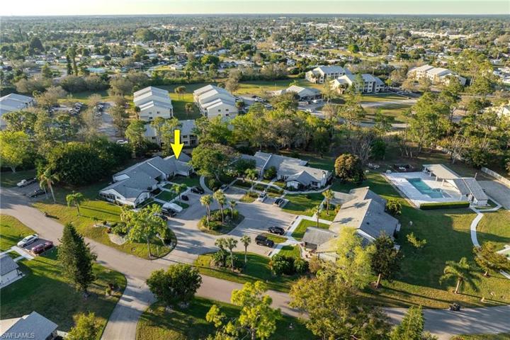 10450  Lakeport  CT, Lehigh Acres, FL 33936