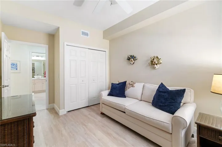 3892  Forest Glen  BLVD, Naples, FL 34114