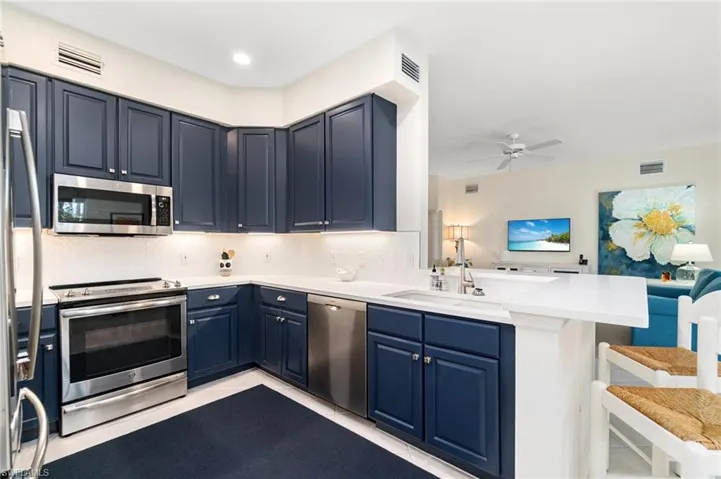 3892  Forest Glen  BLVD, Naples, FL 34114