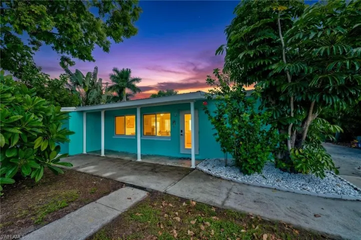 433 Notson Ter, Port Charlotte, Florida 33952