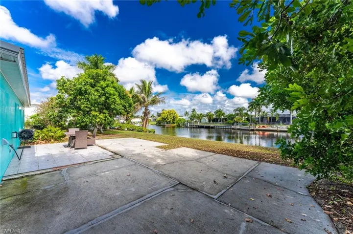 433 Notson Ter, Port Charlotte, Florida 33952