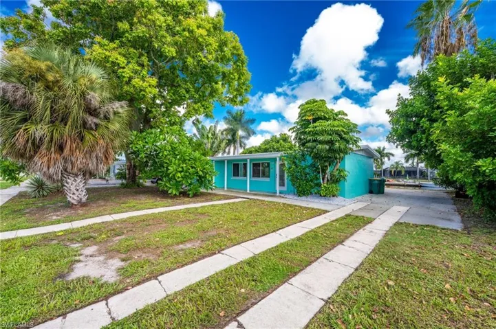 433 Notson Ter, Port Charlotte, Florida 33952