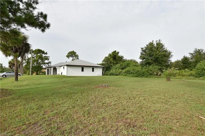 621  Lake  AVE, Lehigh Acres, FL 33972