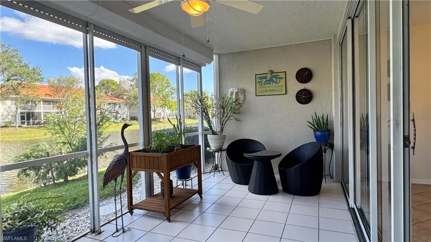 XL 21 ft. Screened Lanai