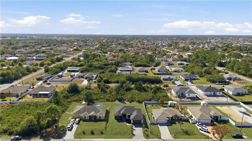 View of neighborhood