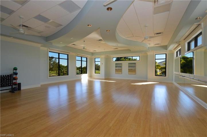 26181 Clarkston DR # 205, BONITA SPRINGS FL 34135