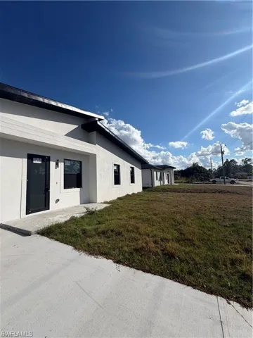 339 Western Ave S, Lehigh Acres, Florida 33974