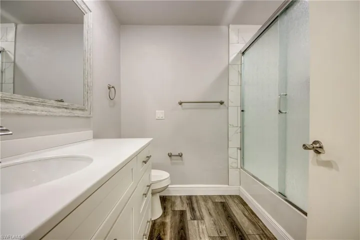 3347 Se 22nd Ave, Cape Coral Fl 33904